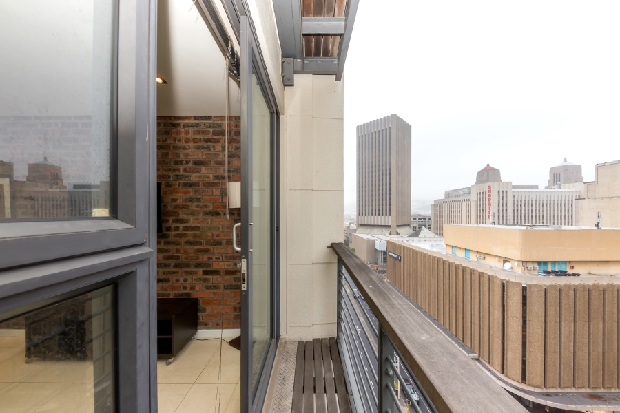1 Bedroom Property for Sale in Cape Town City Centre Western Cape